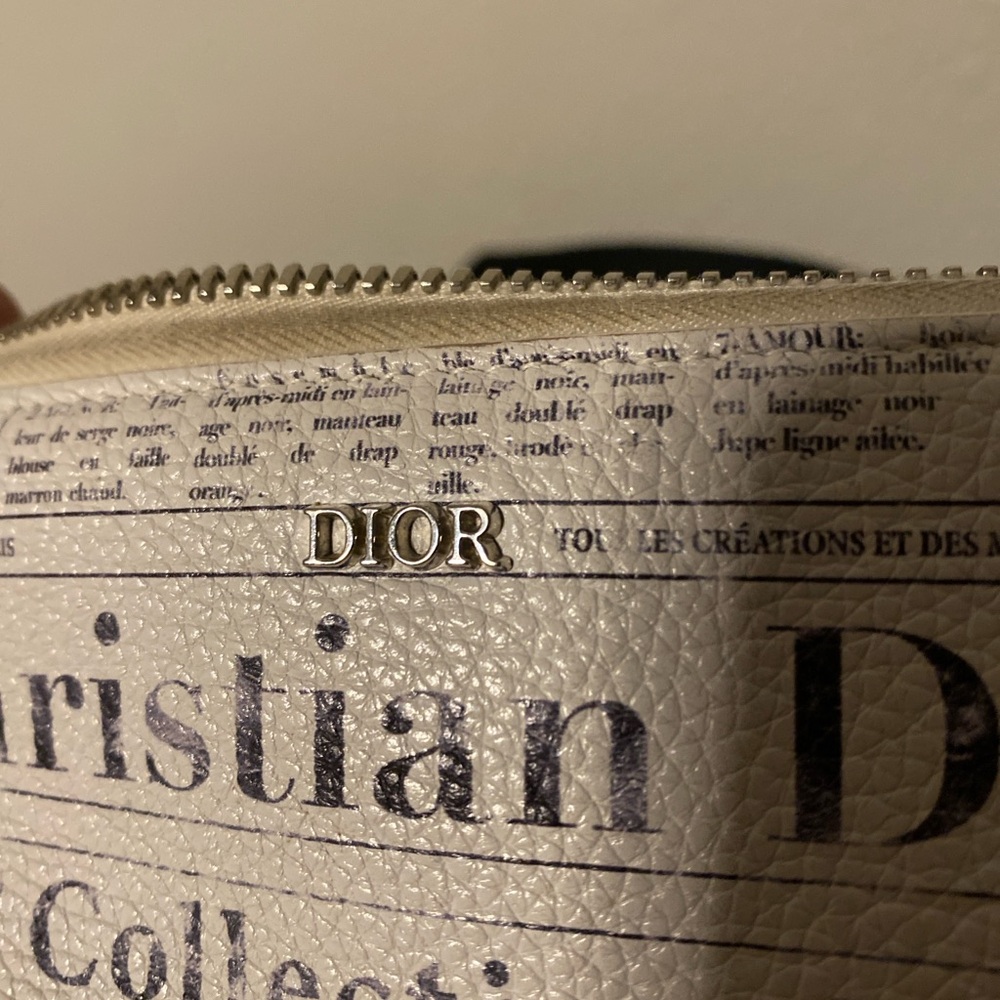 Dior Newspaper Print Bag - Picture 3 of 8